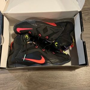 Lebron XII limited Edition